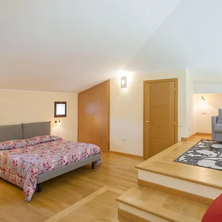 Hotel Cà Del Moro 3*