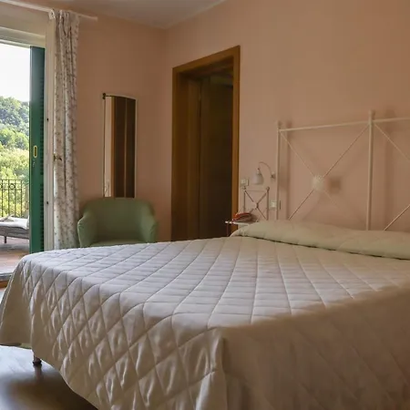 Hotel Cà Del Moro 3*
