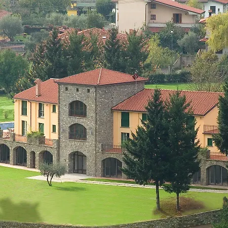 Cà Del Moro Hotel